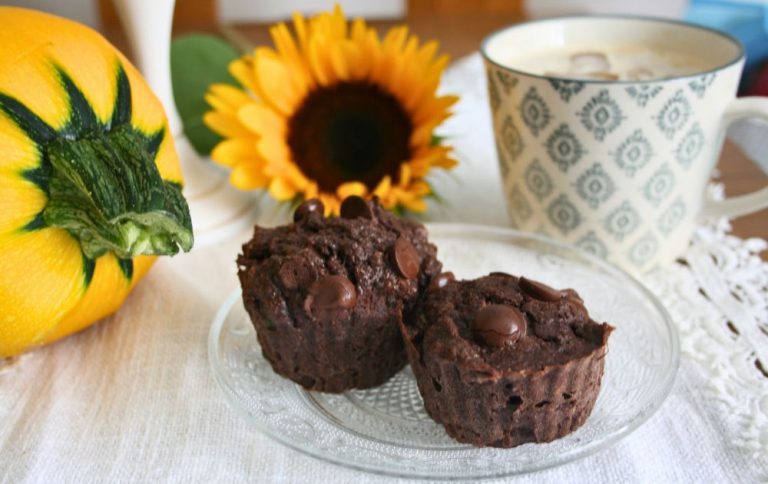 Gesunder Marmorkuchen mit Apfelmus - gesellig + gemütlich Gesunder Marmorkuchen mit Apfelmus - gesellig + gemütlich